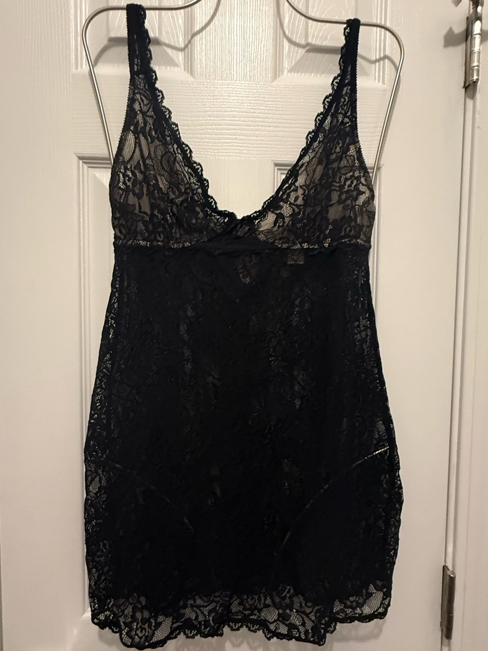 Victoria’s Secret Black Lace Chemise Slip Lingerie Large NWT
